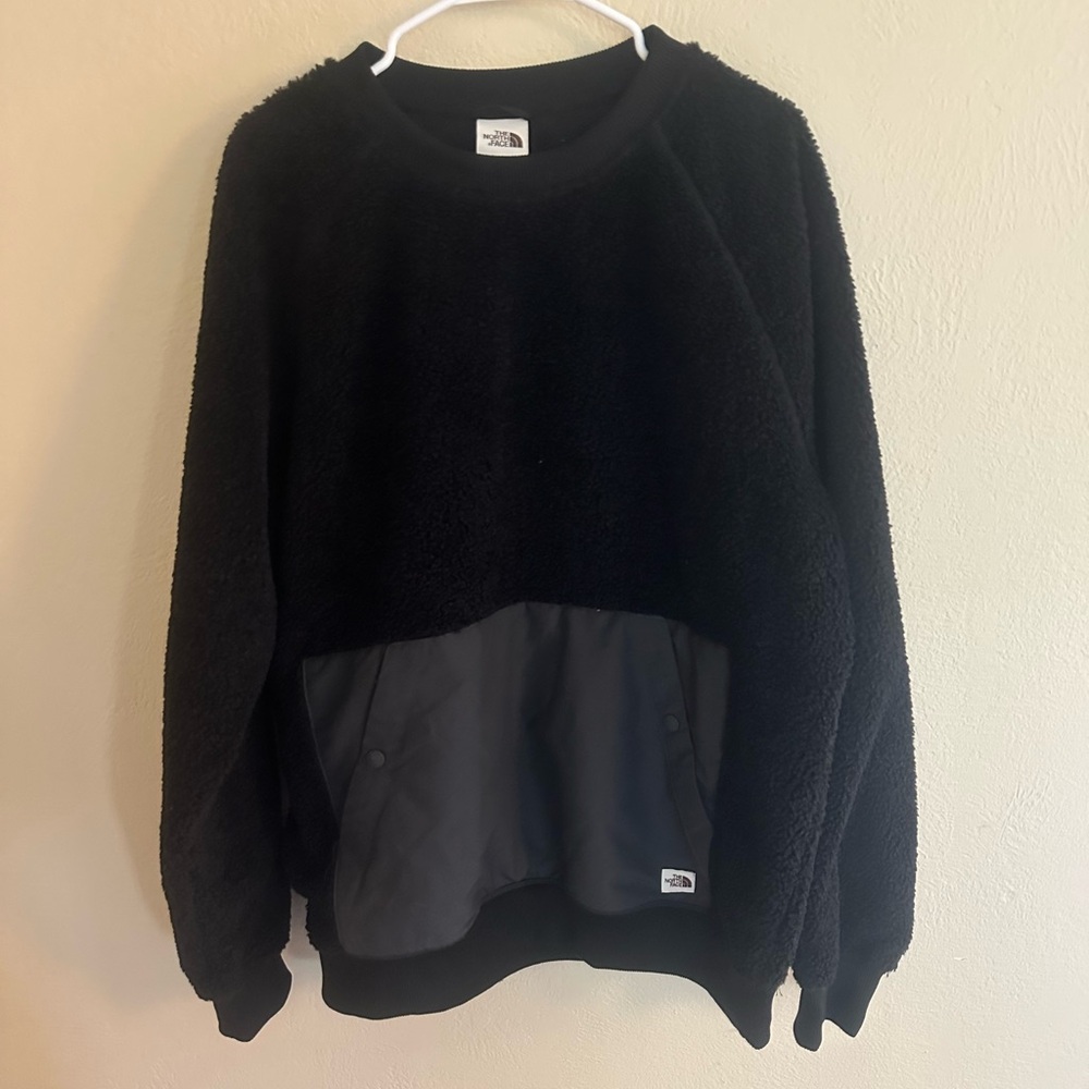 The North Face Black Ridge Fleece Crewneck Sweatshirt